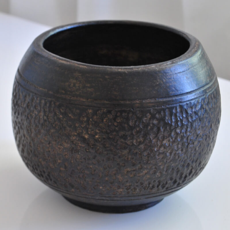 Cache-pot artisanal en céramique